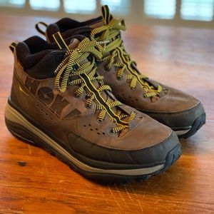 HOKA ONE ONE Tor Summit Mid Waterproof Hike Boots